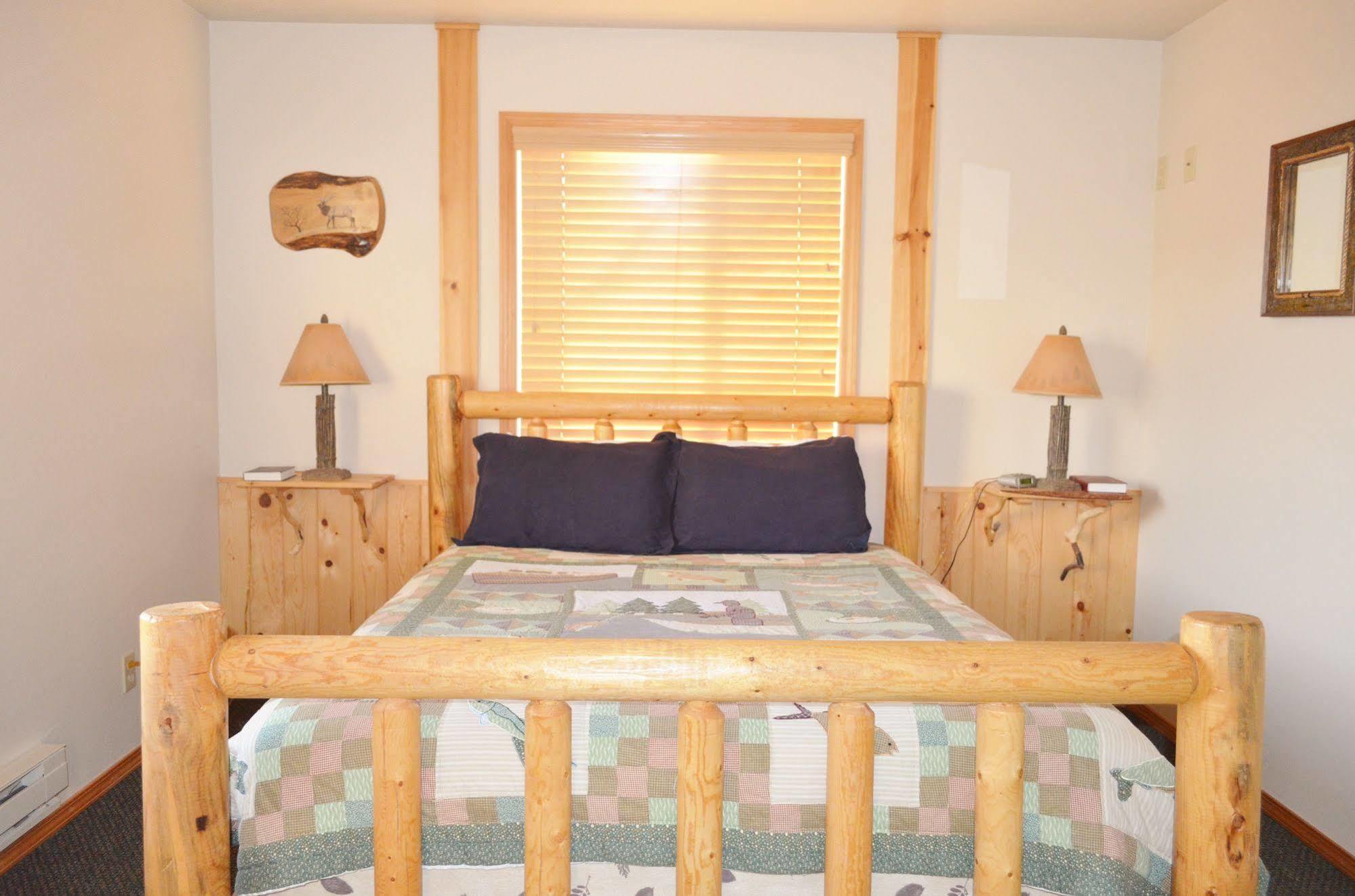Sleepy J Cabins Swan Valley Εξωτερικό φωτογραφία