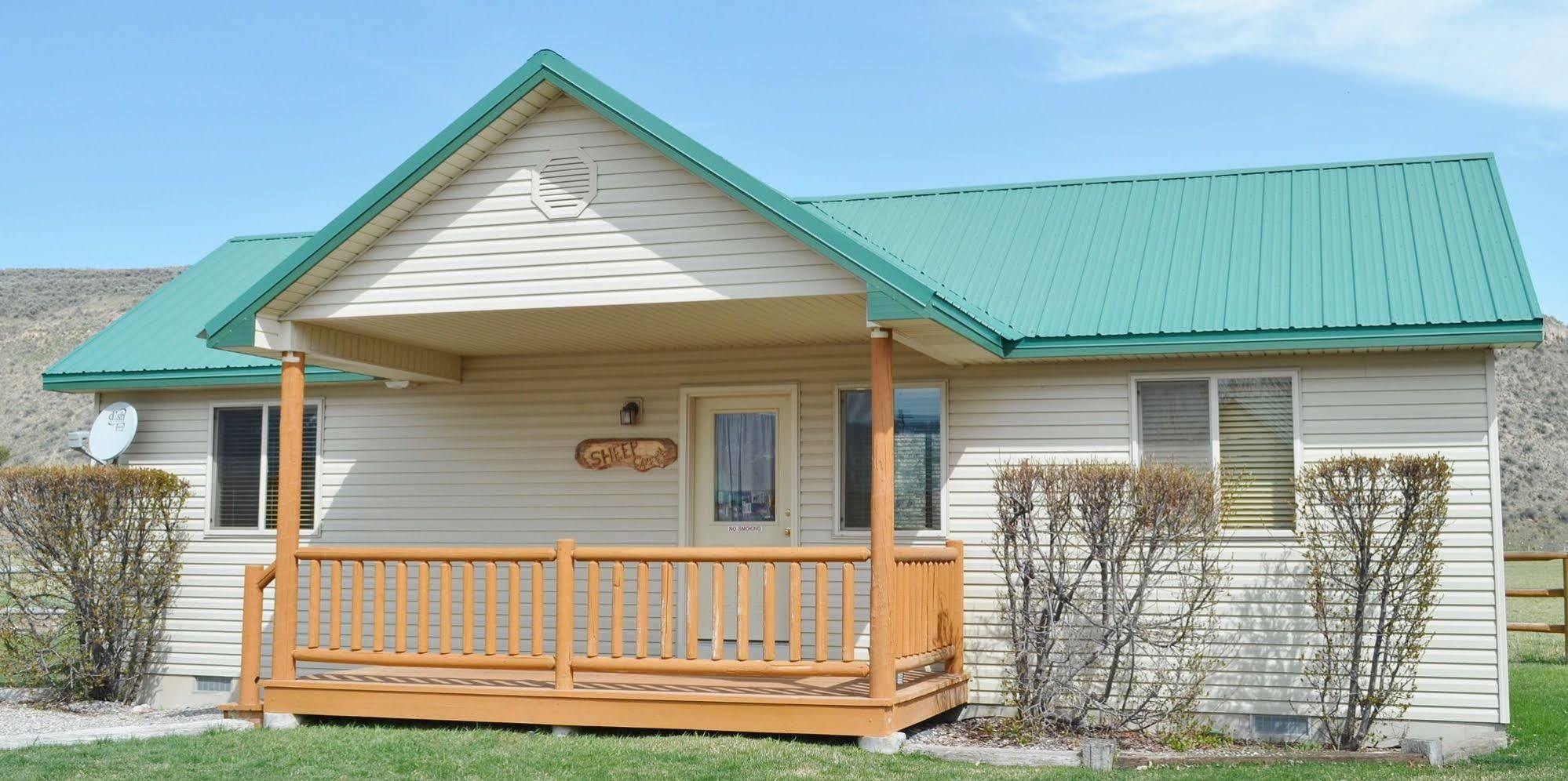 Sleepy J Cabins Swan Valley Εξωτερικό φωτογραφία