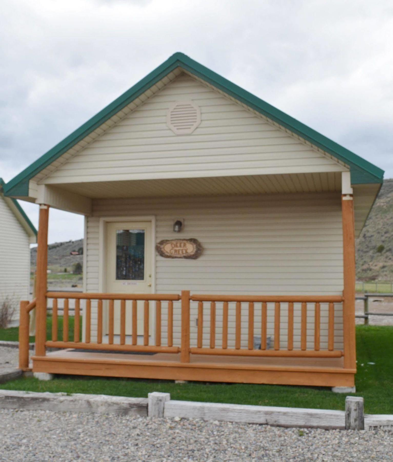 Sleepy J Cabins Swan Valley Εξωτερικό φωτογραφία